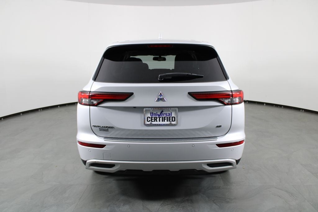 2022 Mitsubishi Outlander SE