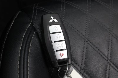 2023 Mitsubishi Outlander SEL