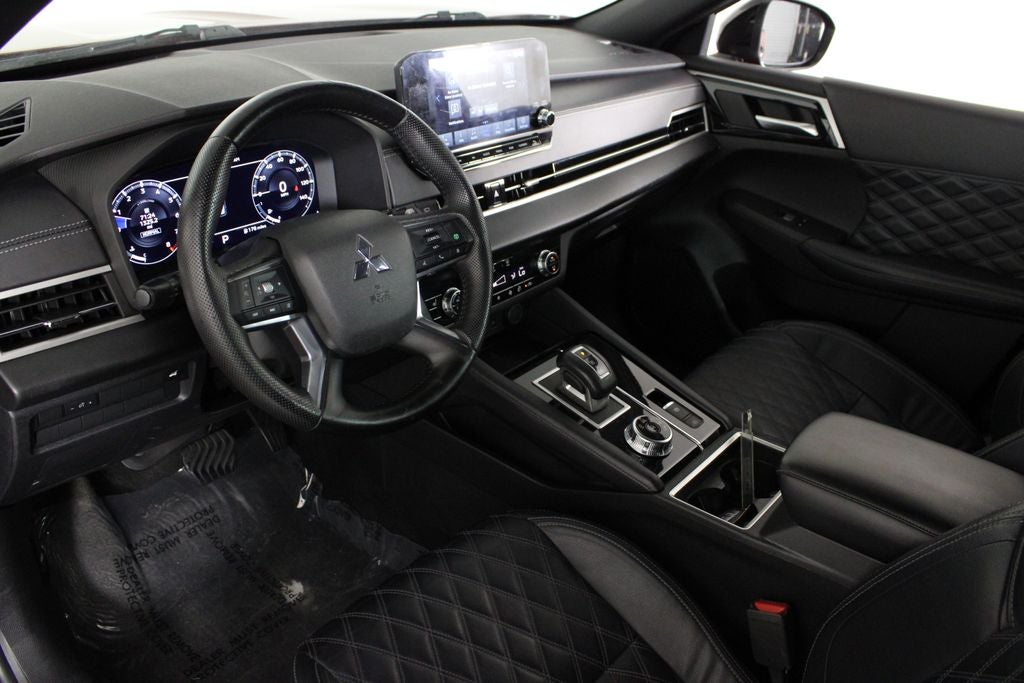 2023 Mitsubishi Outlander SEL Black Edition