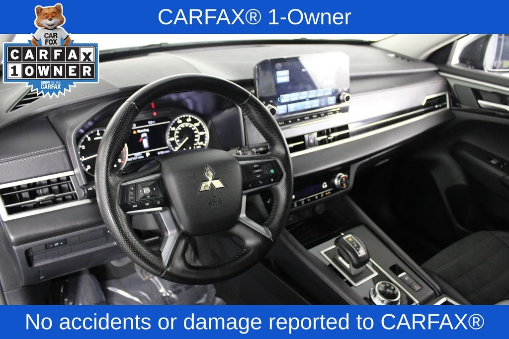 2024 Mitsubishi Outlander SE