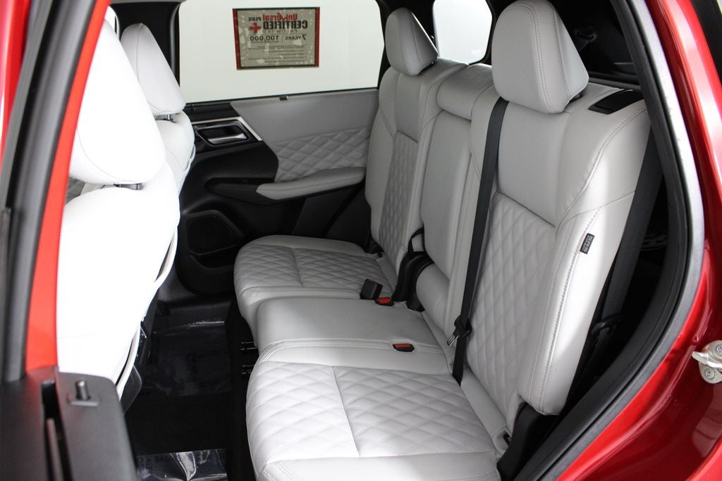 2024 Mitsubishi Outlander SEL