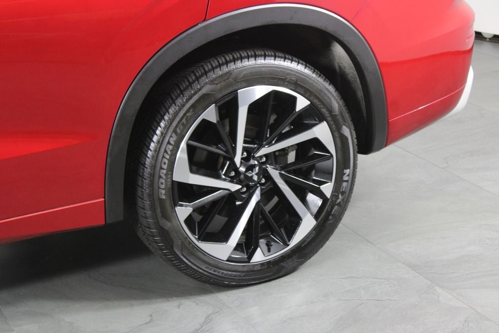 2023 Mitsubishi Outlander PHEV Base