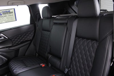 2023 Mitsubishi Outlander PHEV Base