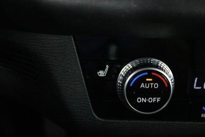 2023 Mitsubishi Outlander PHEV Base