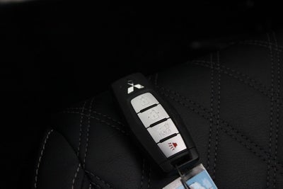 2023 Mitsubishi Outlander PHEV Base