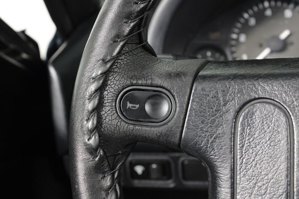 1996 Mazda Mazda Miata Base