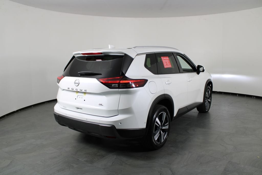 2025 Nissan Rogue SL