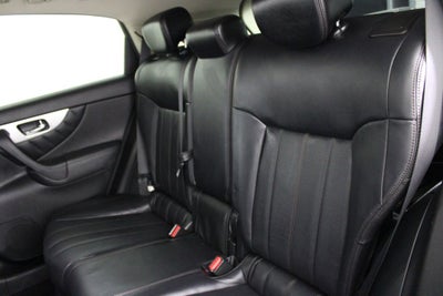 2017 INFINITI QX70 Base