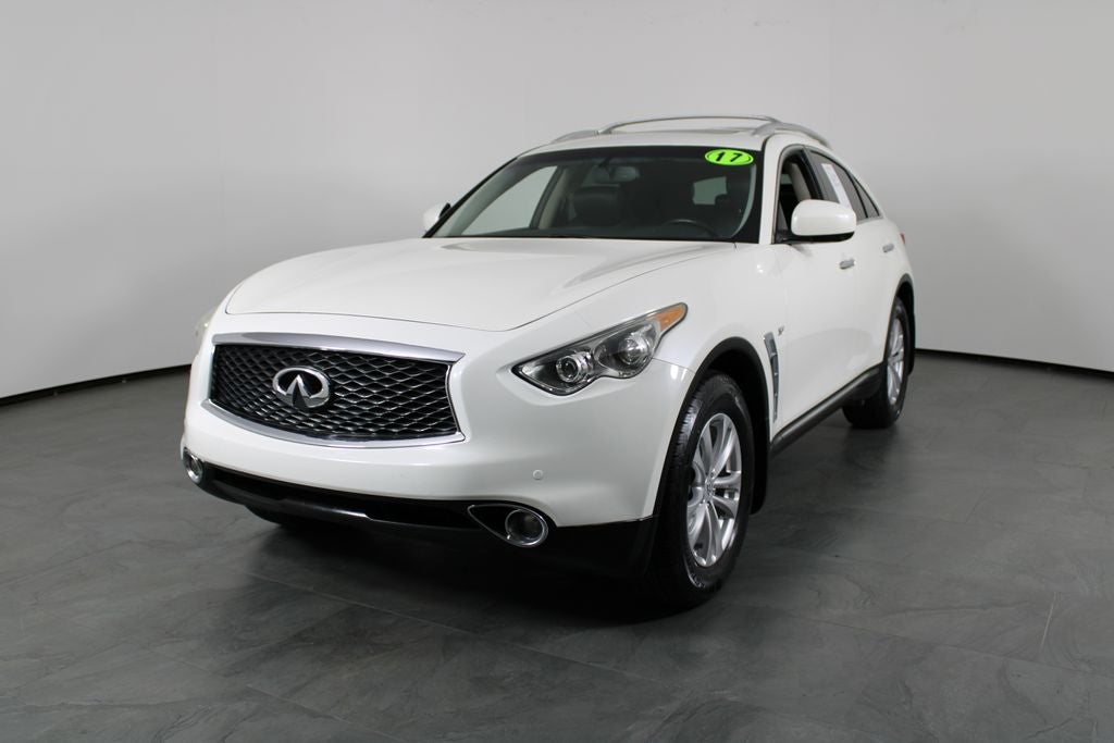 2017 INFINITI QX70 Base