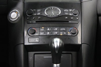 2017 INFINITI QX70 Base