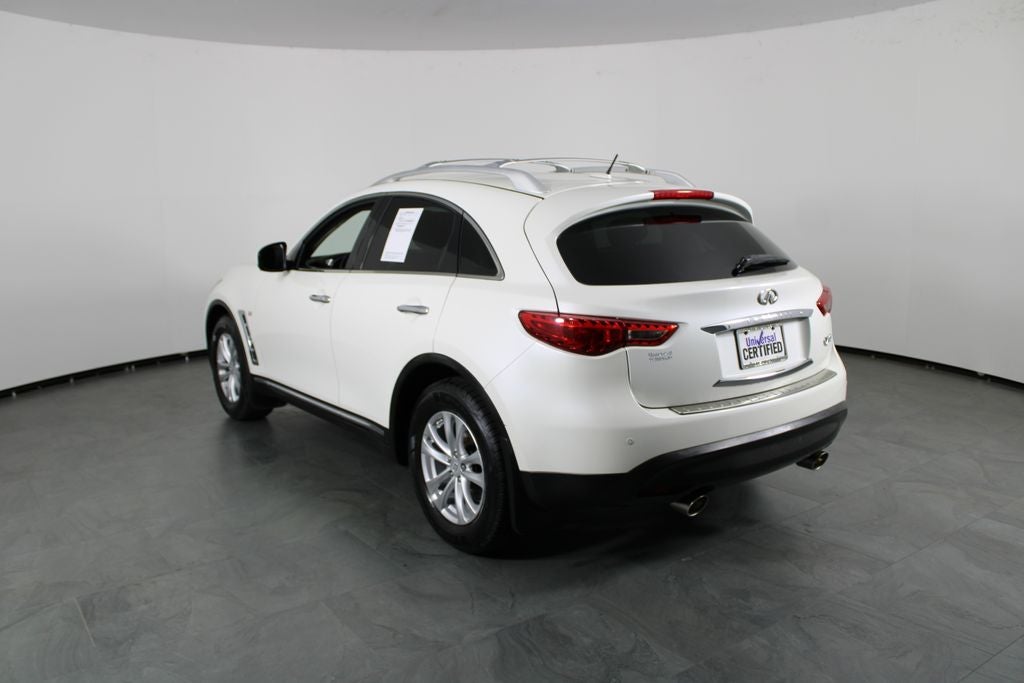 2017 INFINITI QX70 Base