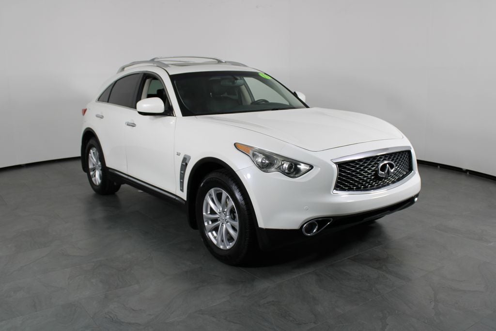 2017 INFINITI QX70 Base