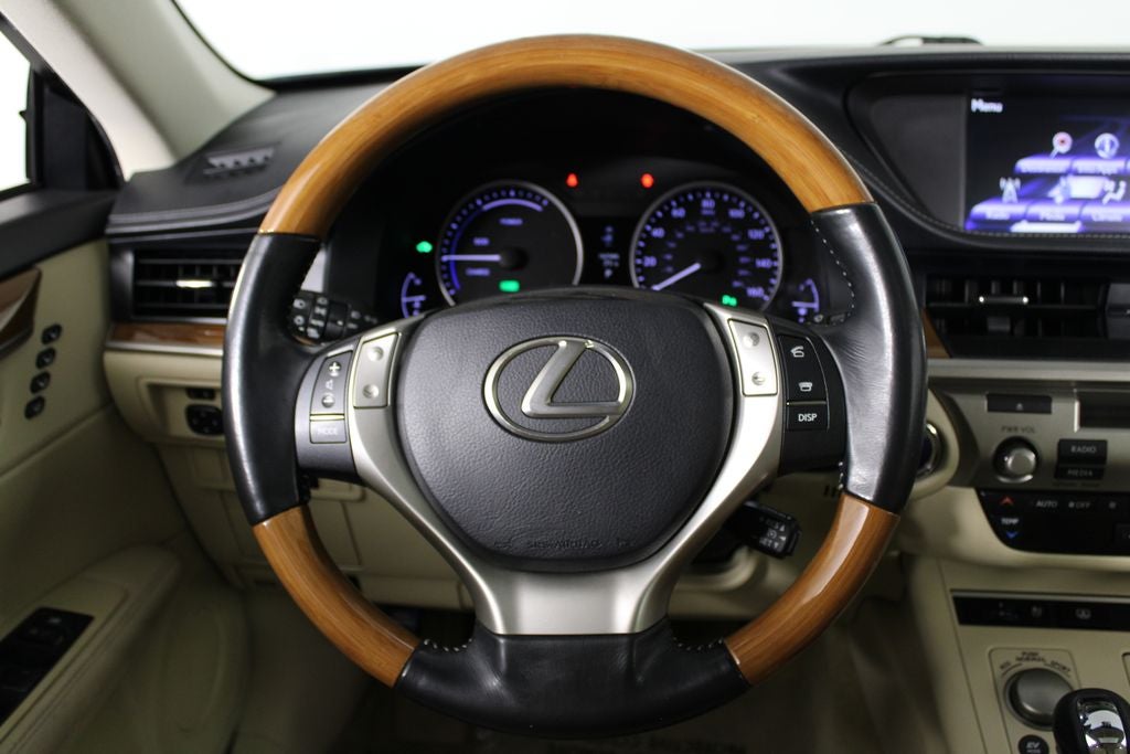 2014 Lexus ES 300h