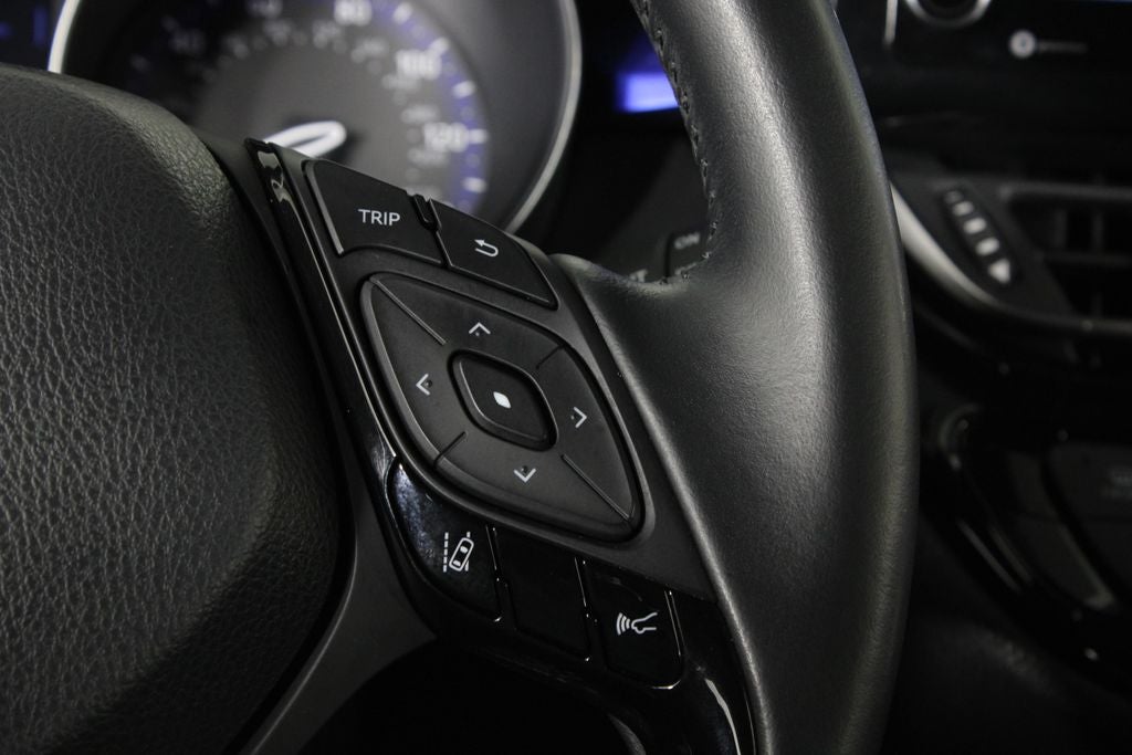 2020 Toyota C-HR XLE