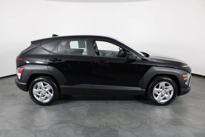 2024 Hyundai Kona SE