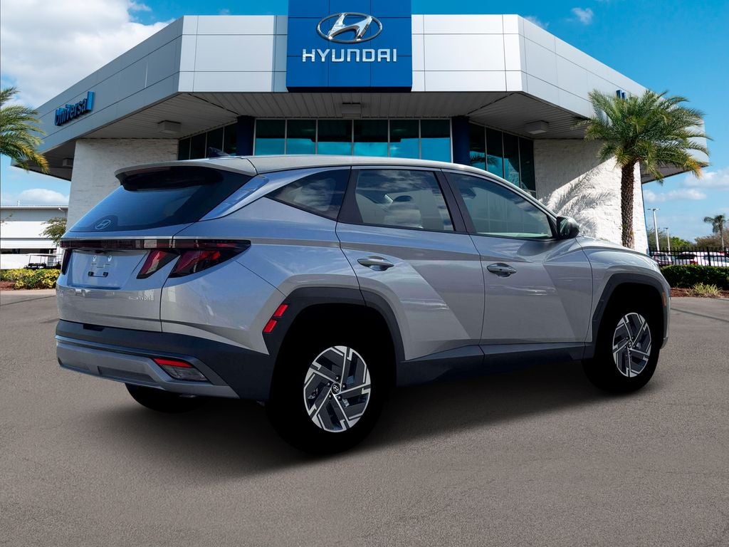 2026 Hyundai Tucson Hybrid Blue SE