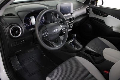 2022 Hyundai Kona SE