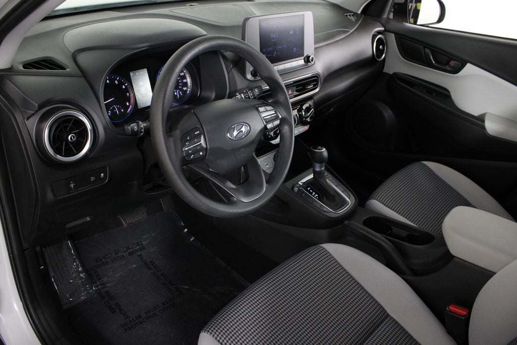 2022 Hyundai Kona SE