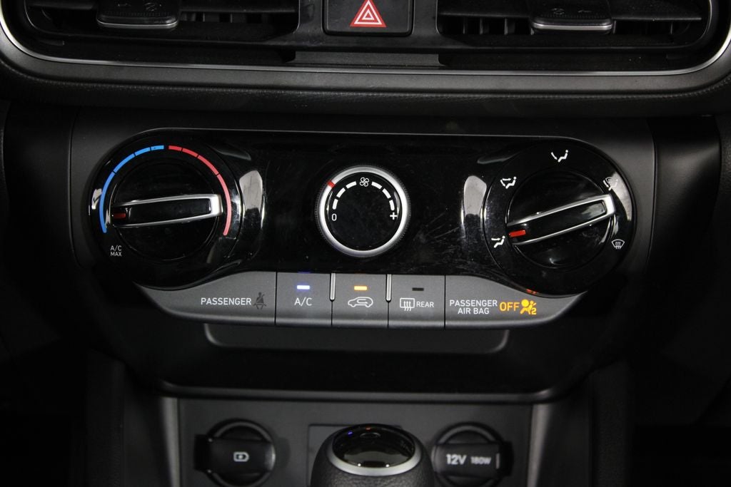 2022 Hyundai Kona SE