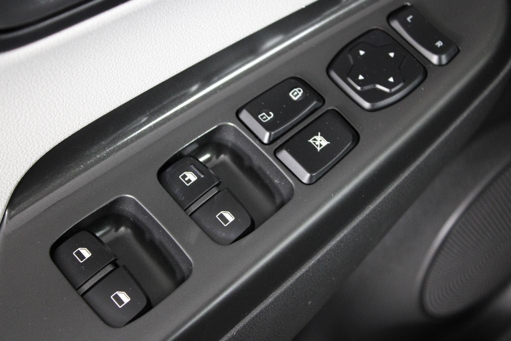 2022 Hyundai Kona SE