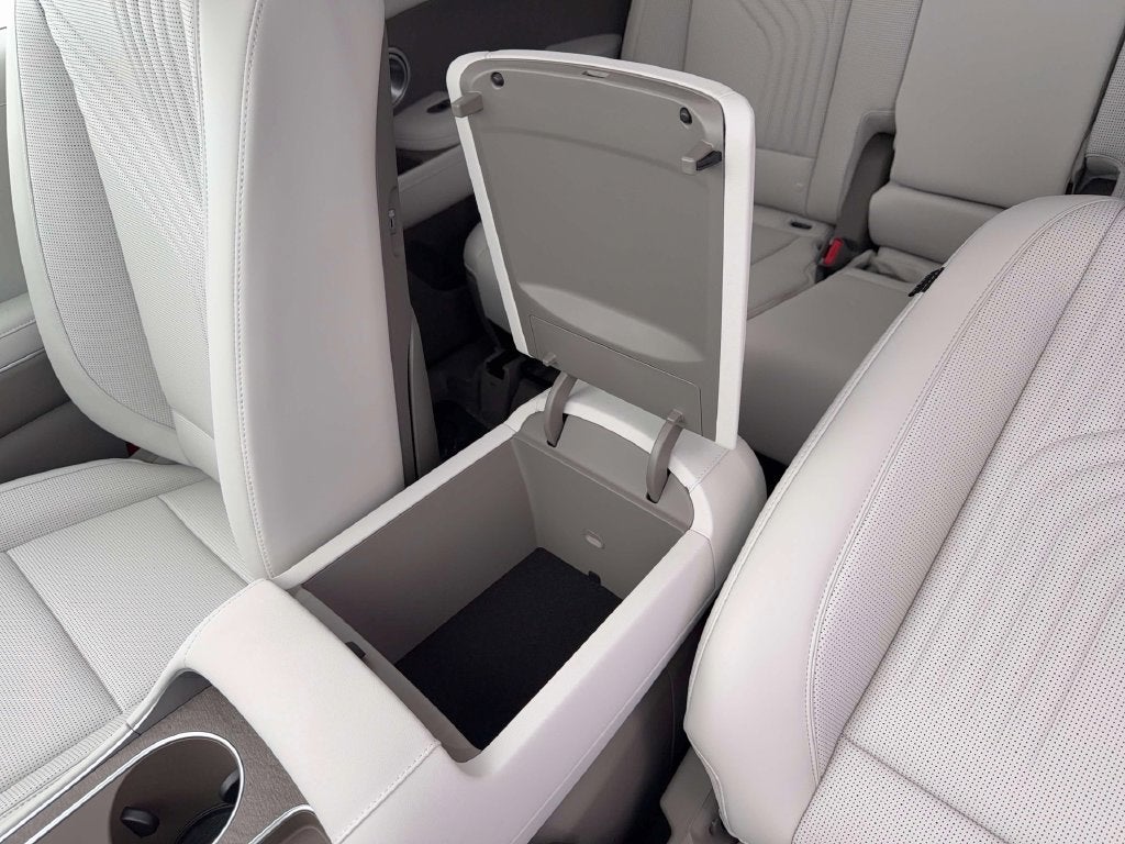 2027 Hyundai Palisade Hybrid Blue SEL Premium 8 Passenger