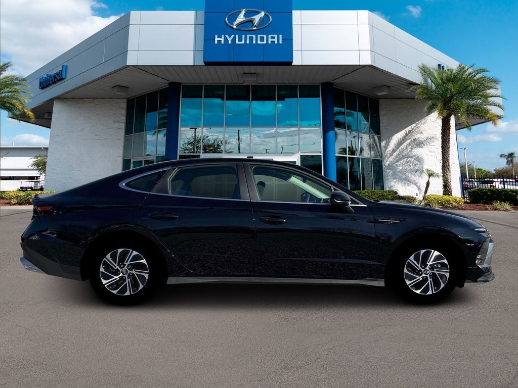 2026 Hyundai Sonata Hybrid Blue