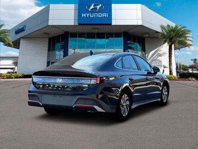2026 Hyundai Sonata Hybrid Blue