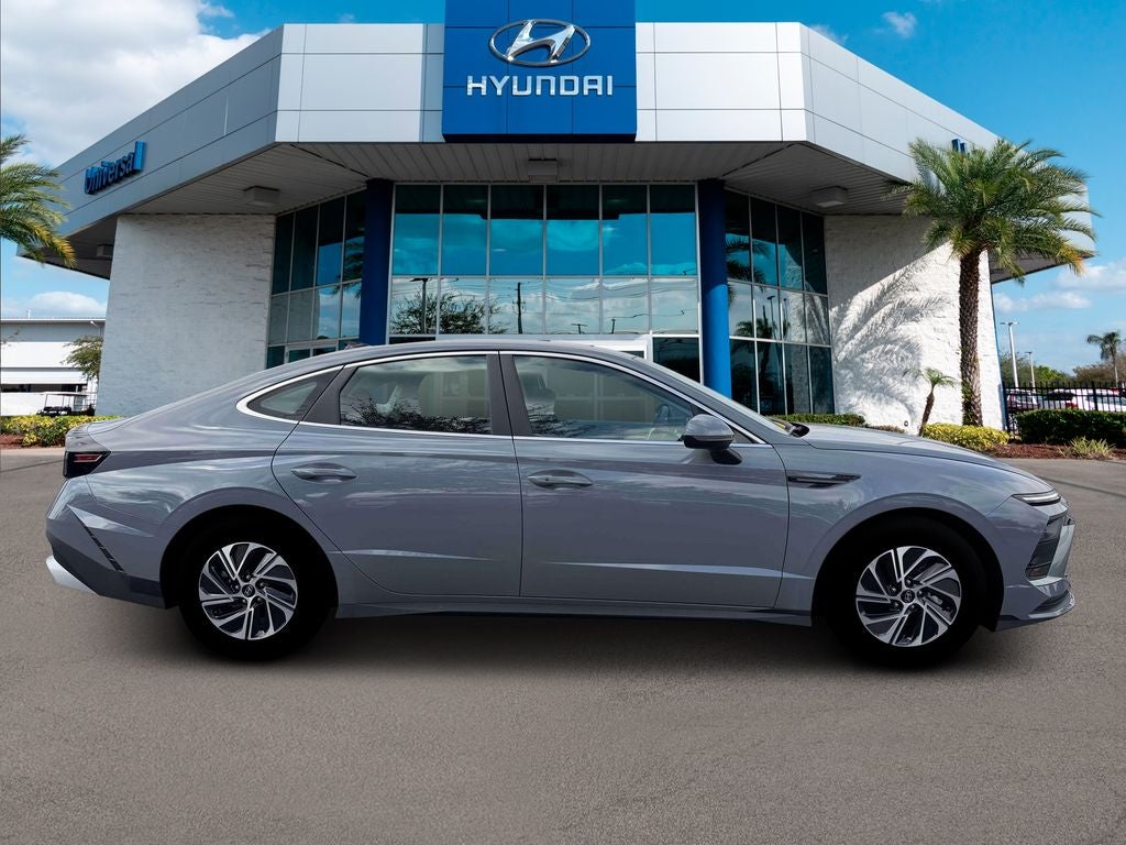 2026 Hyundai Sonata Hybrid Blue