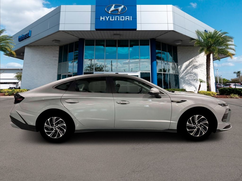 2026 Hyundai Sonata Hybrid Blue