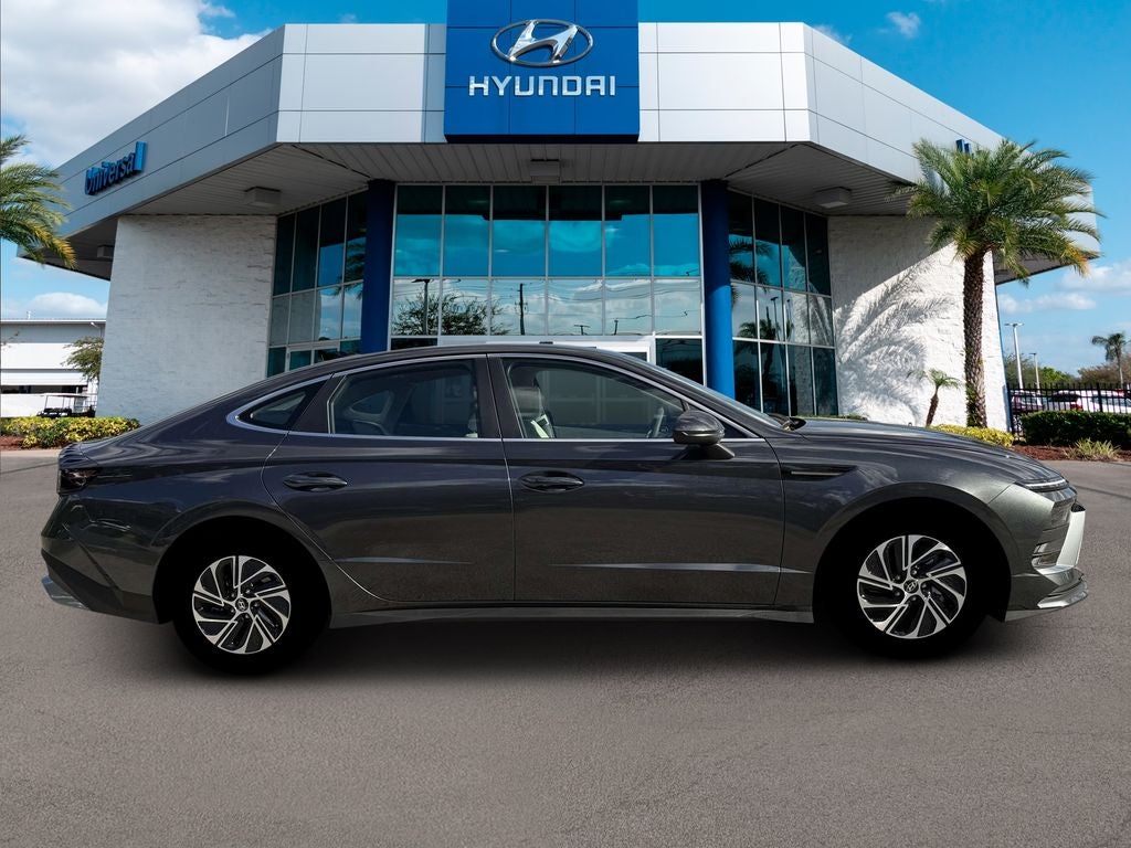 2026 Hyundai Sonata Hybrid Blue