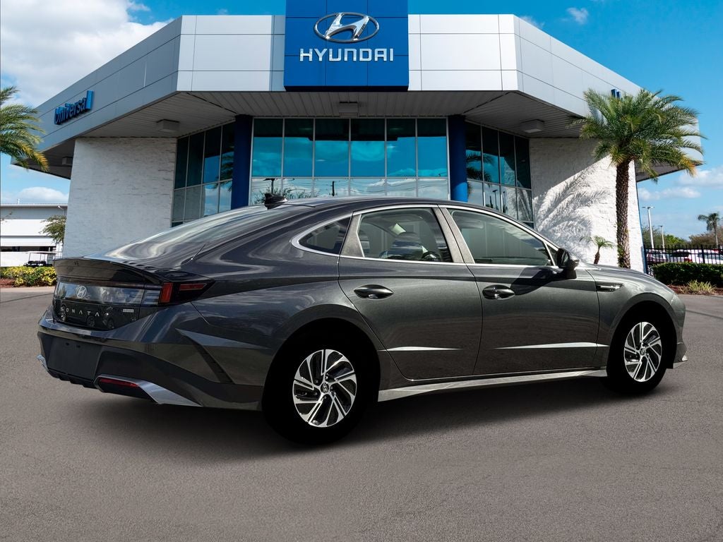 2026 Hyundai Sonata Hybrid Blue