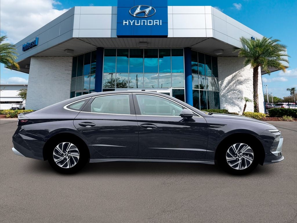 2026 Hyundai Sonata Hybrid Blue
