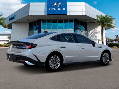 2026 Hyundai Sonata Hybrid SEL