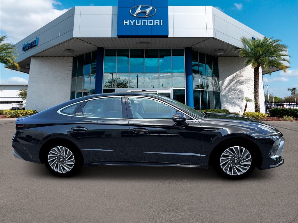 2026 Hyundai Sonata Hybrid SEL