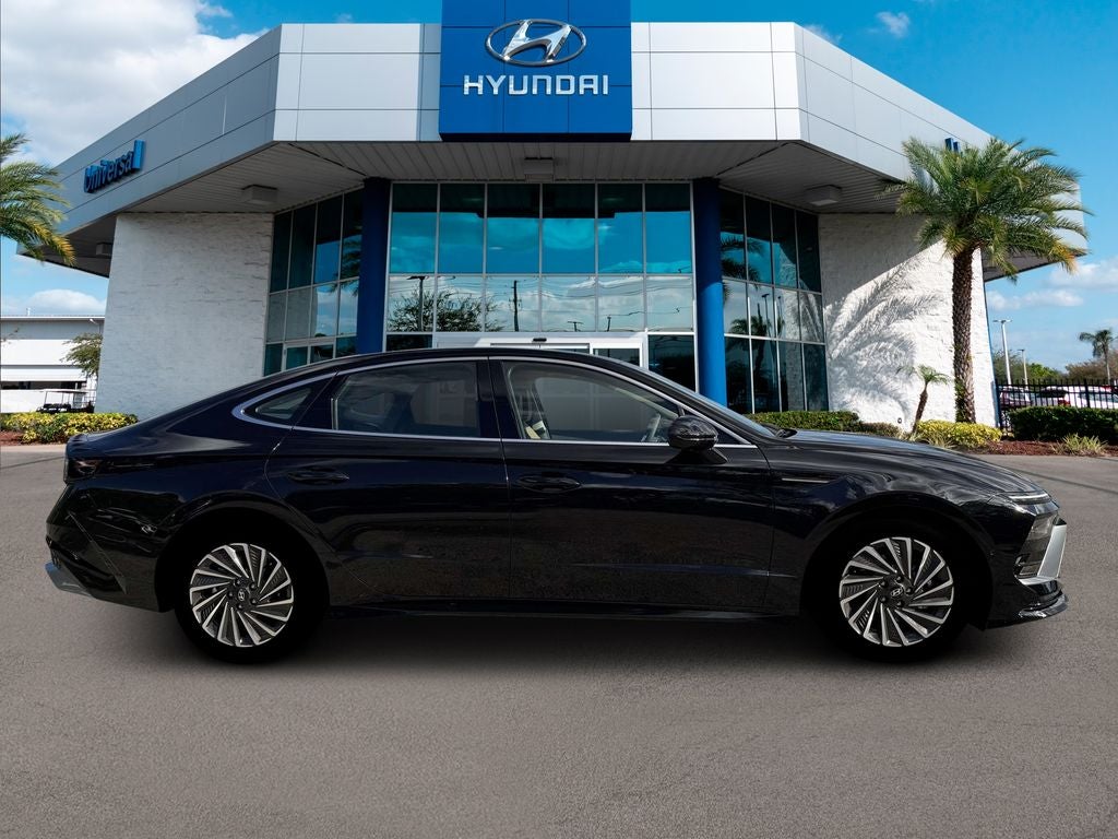 2026 Hyundai Sonata Hybrid Limited