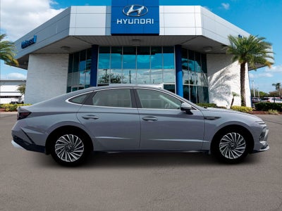 2026 Hyundai Sonata Hybrid Limited