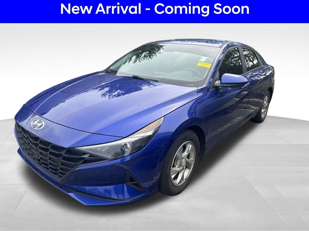 2023 Hyundai Elantra SE