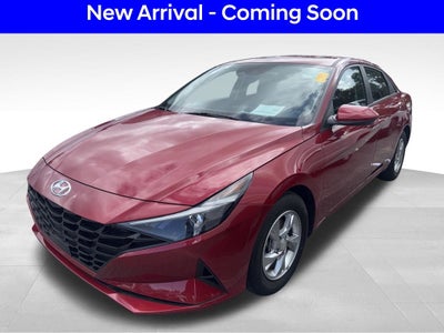 2023 Hyundai Elantra SE