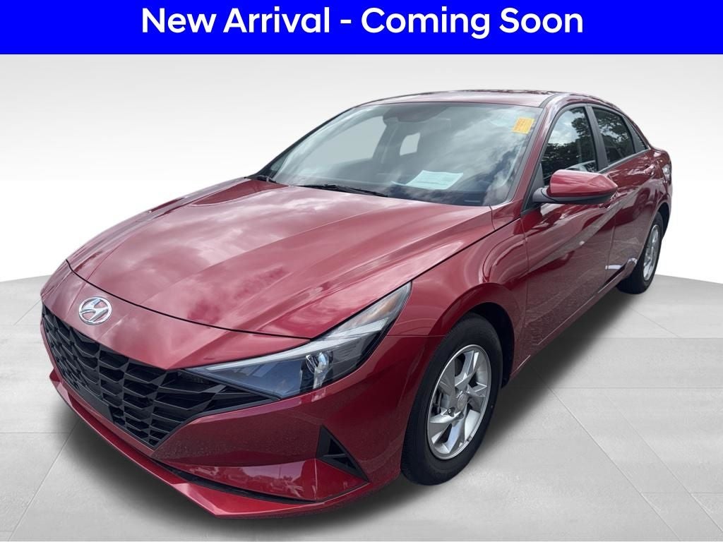 2023 Hyundai Elantra SE