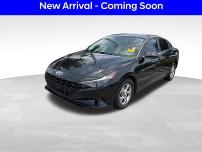 2023 Hyundai Elantra SE