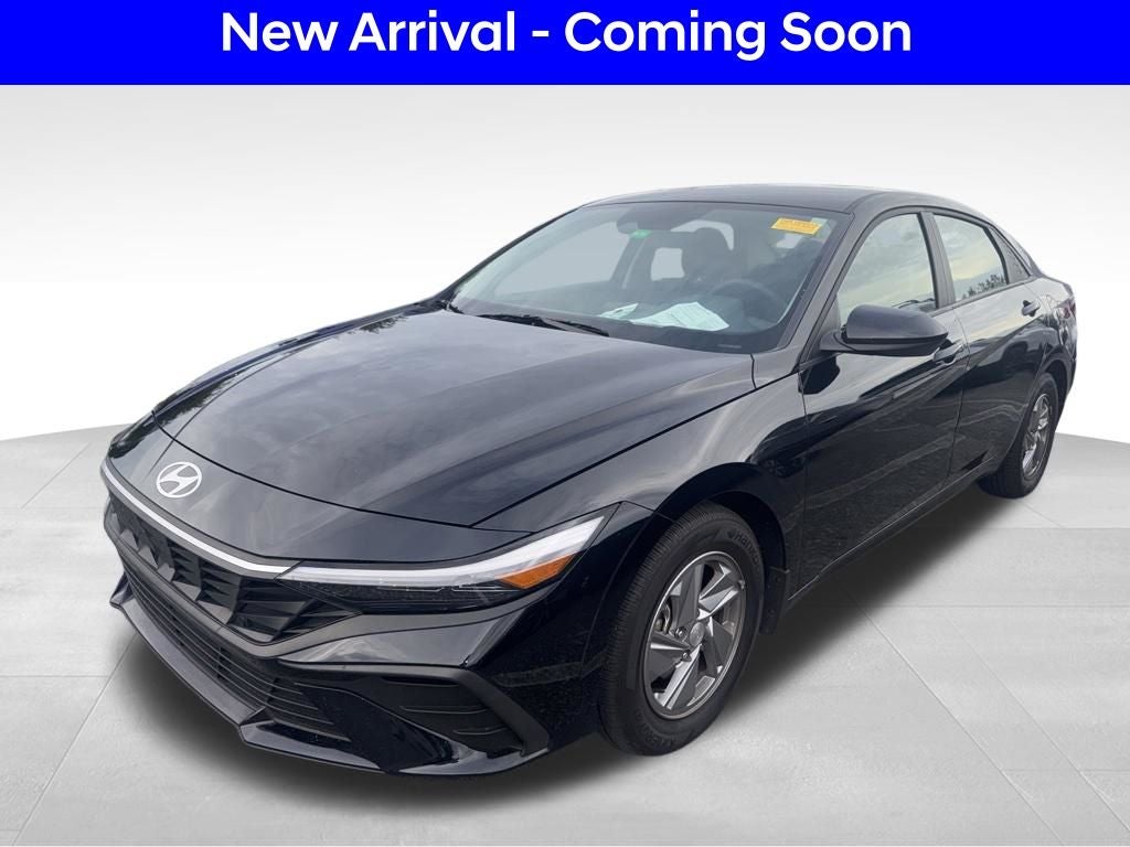 2024 Hyundai Elantra SE