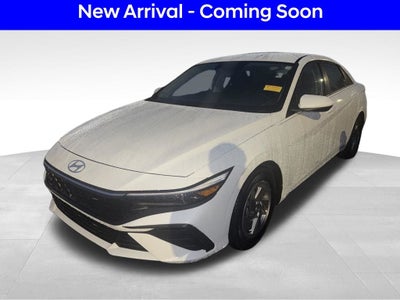 2025 Hyundai Elantra SE