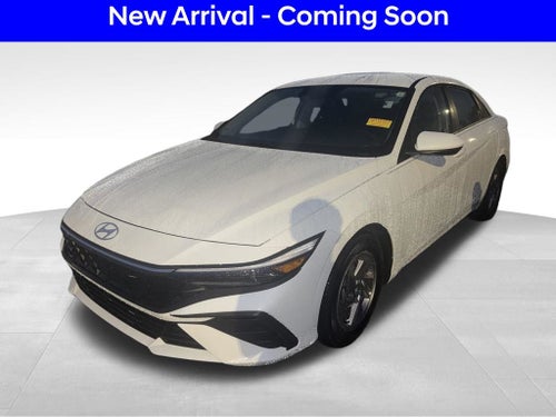 2025 Hyundai Elantra SE