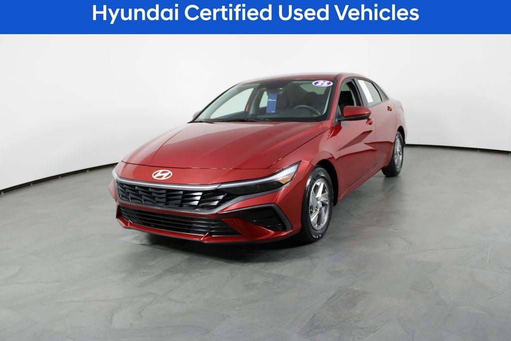 2025 Hyundai Elantra SE