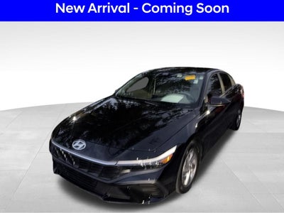 2024 Hyundai Elantra SE