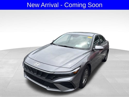 2025 Hyundai Elantra SE