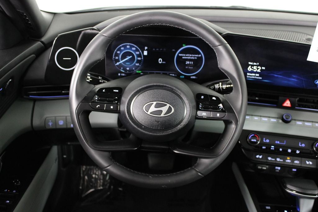2025 Hyundai Elantra Hybrid Limited