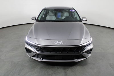 2024 Hyundai Elantra Limited