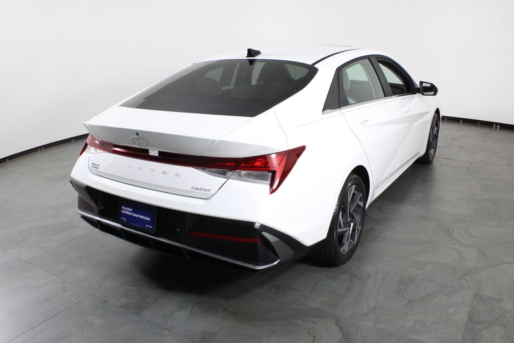 2024 Hyundai Elantra Limited