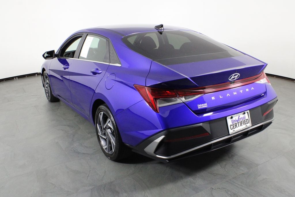 2025 Hyundai Elantra SEL Convenience